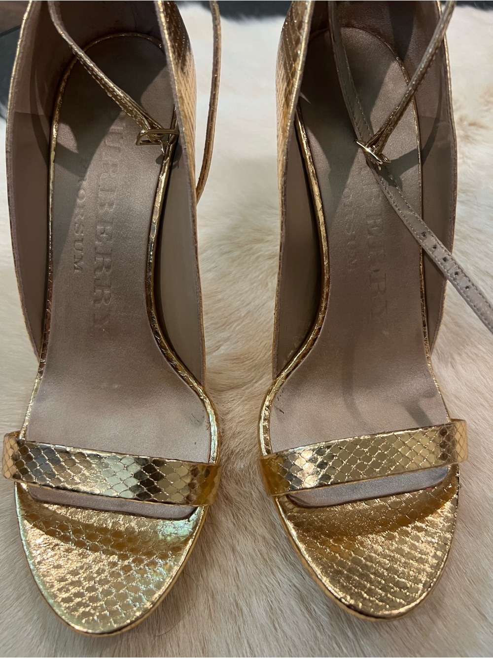 BURBERRY PRORSUM  Chester Platform Sandals, size 8 (38)